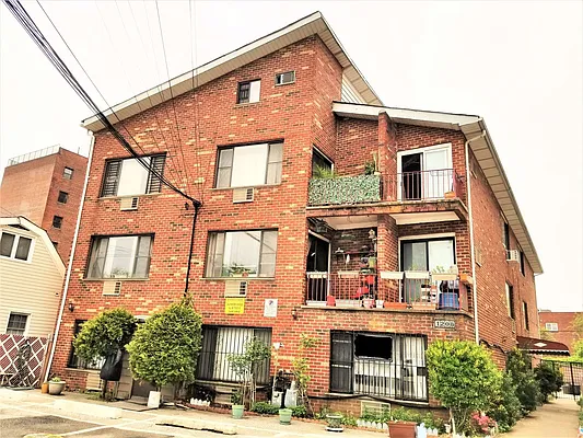 Sold by Pride Estates | media 25