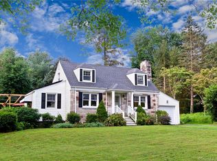 44 Williams Rd, Trumbull, CT 06611