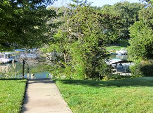 10 W St, Lake Lotawana, MO 64086
