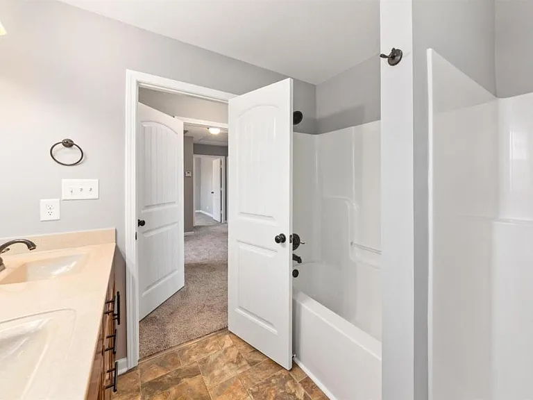 1413 Jenny Ln — Photo 22