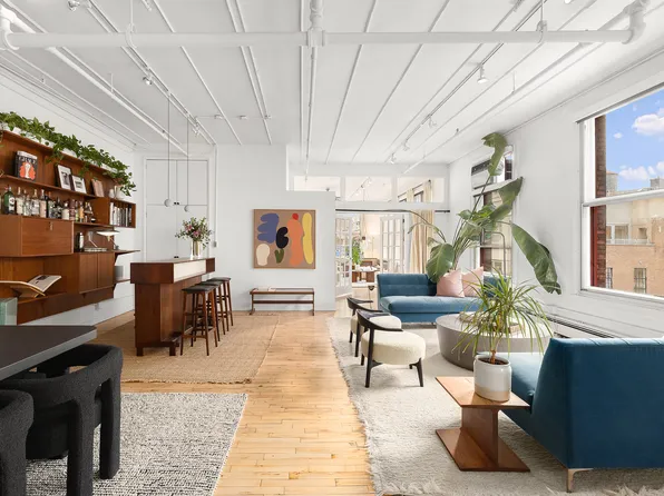 132 Wooster Street image 1 of 8