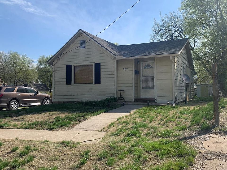 1st image of 207 S Rock St