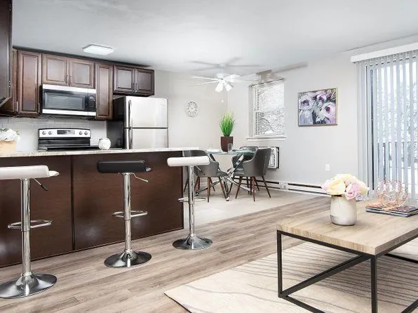 The Gardens at Willow Grove, 409 Easton Rd #9114db0e5, Willow Grove, PA 19090