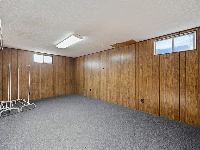 1642 Bel Air Cir — Photo 10