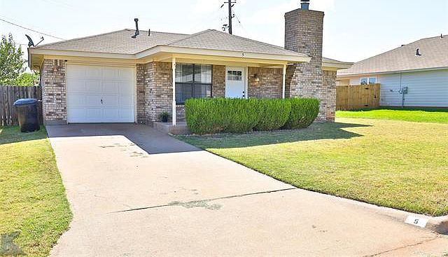 1st image of 5 Woodcock Cir