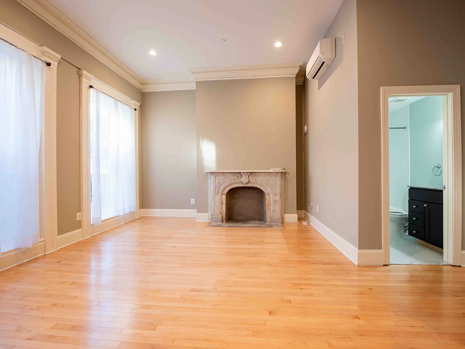 1 bed, 600 sqft, $1,550 — Photo 2