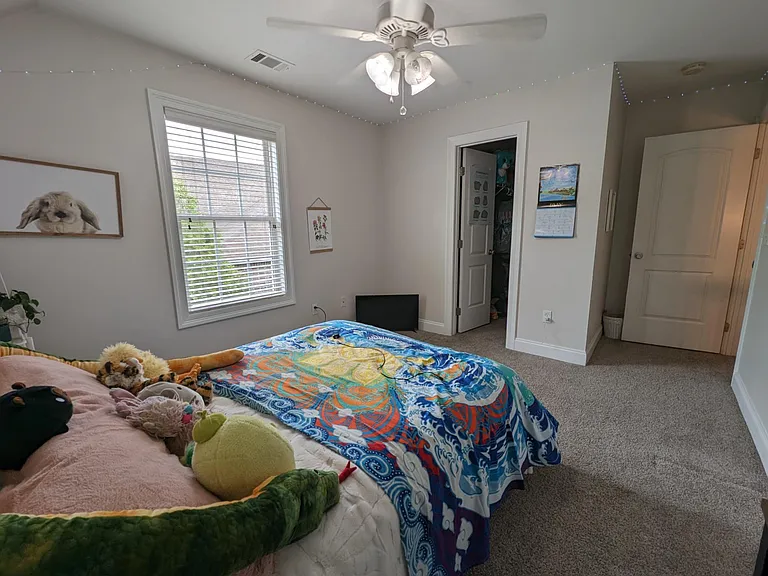647 Carpenter Way — Photo 23
