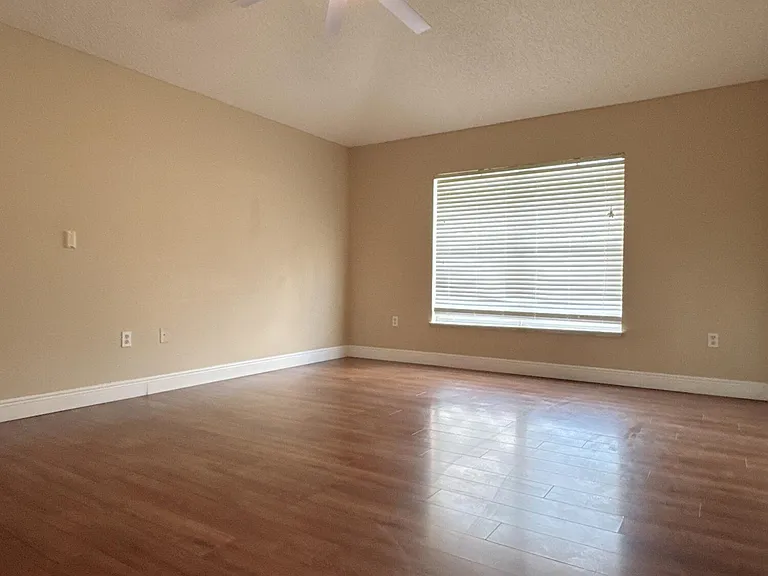 1718 Sawgrass Dr SW — Photo 19