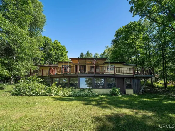25358 Branch Rd, Michigamme, MI 49861