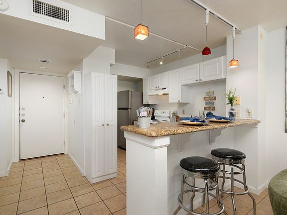 5th image of 130 Padre Blvd #607