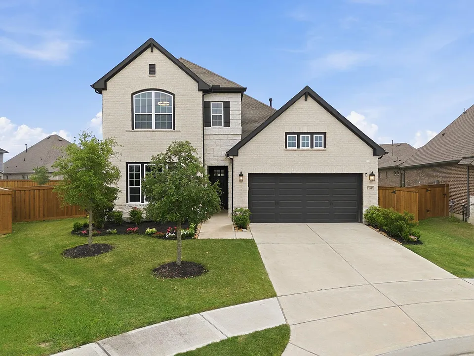 13803 Cerezo Creek Pointe Dr