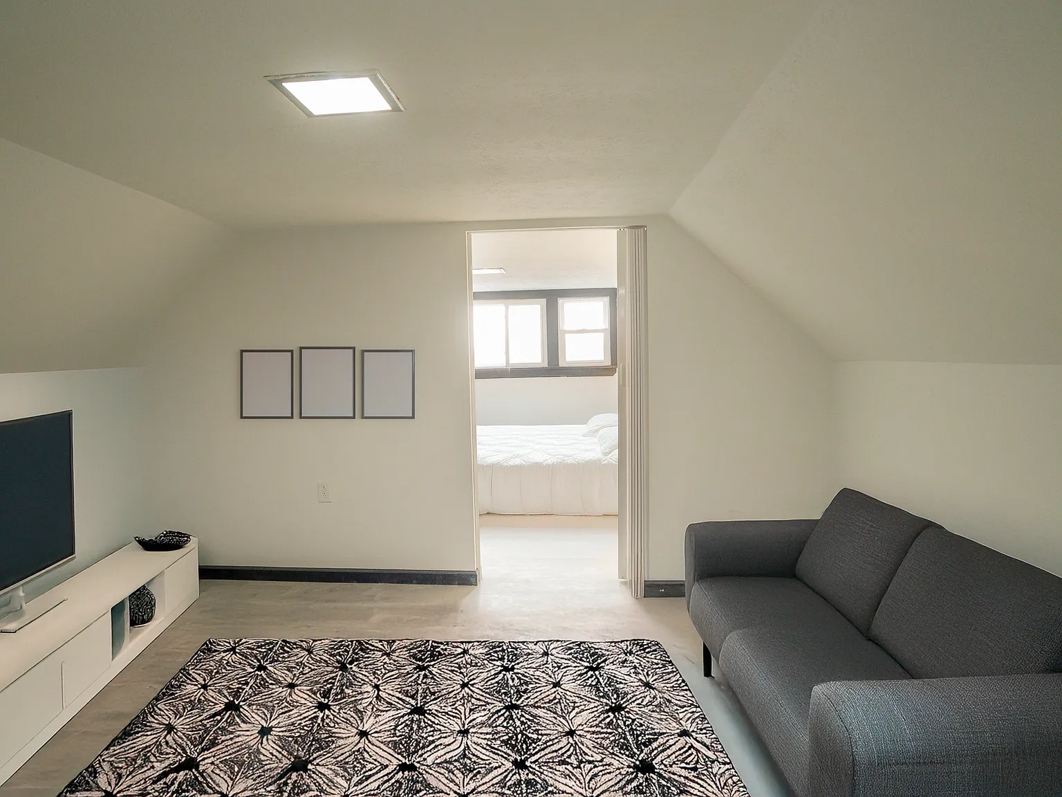 1 bed, $900 — Photo 3