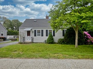 58 Alhambra Cir N, Agawam, MA 01001