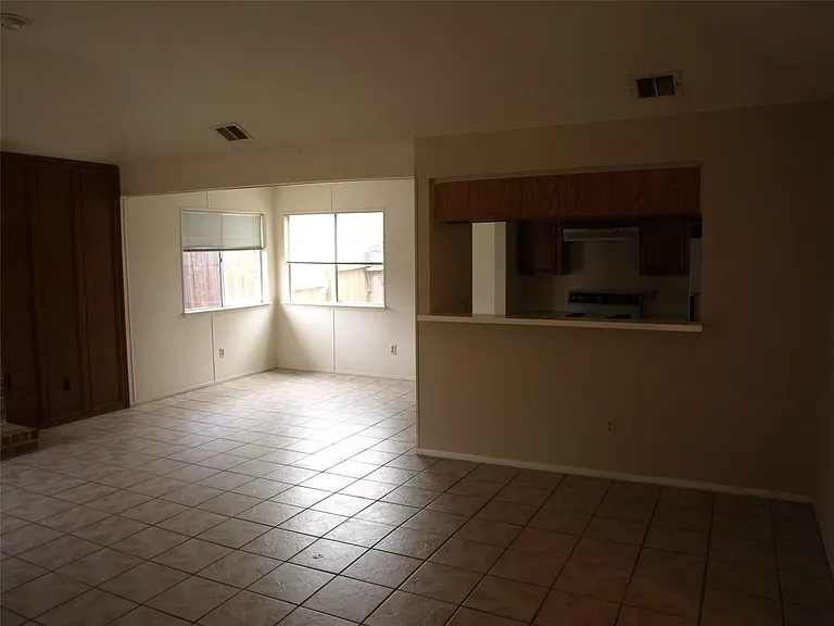 10806 Lynbrook Dr #B — Photo 13