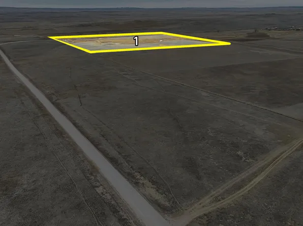 1 Elliott Rd, Newcastle, WY 82701
