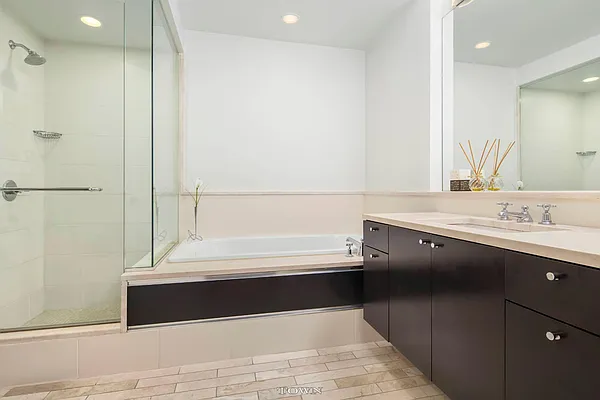 Rented by Town Residential | media 29