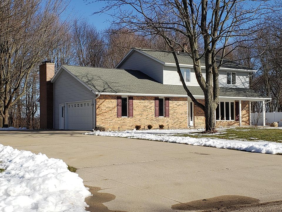 1st image of 7767 N Gleneagle Dr