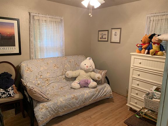 5th image of 1017 SW 53rd St