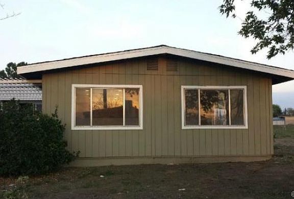 5th image of 28101 Ellis Ave