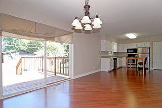 4th image of 33637 N Idlewild Dr