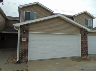 3619 Osullivan Rd, Lincoln, NE 68516