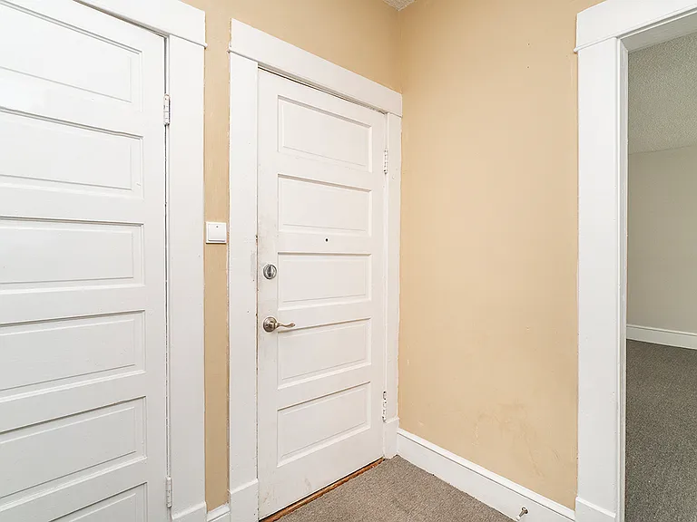 1219 Grace Ave #3 — Photo 20