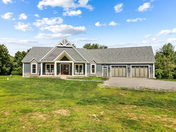 2982 Canyon Rd, Granville, OH 43023