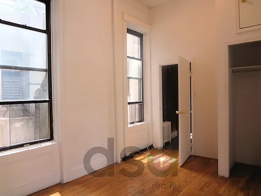 Rented by DSA Realty | media 48