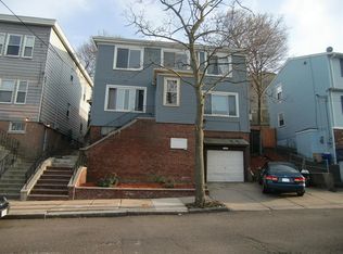 41 Warren Ave, Chelsea, MA 02150