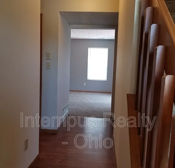 5903 Brookmont Dr — Photo 2