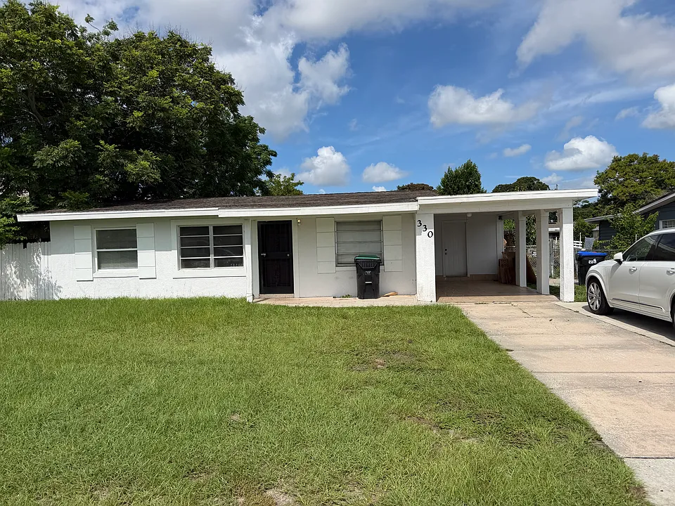 330 N Powers Dr