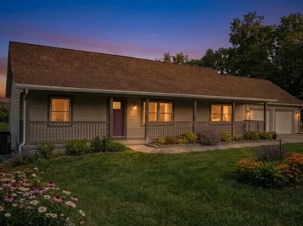 N8436 Marty Rd, New Glarus, WI 53574