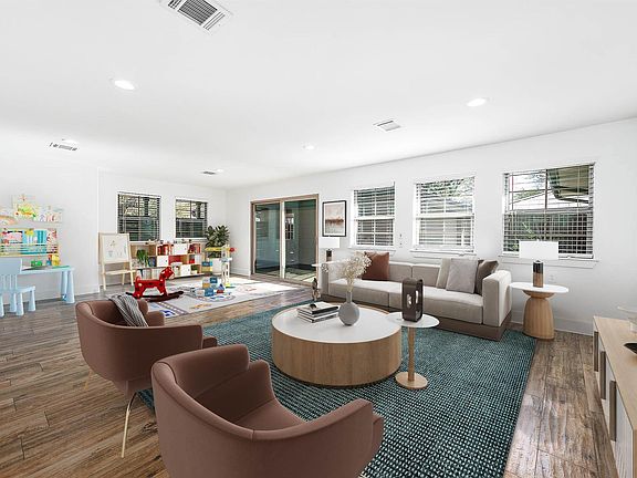 3rd image of 8703 Manhattan Drive