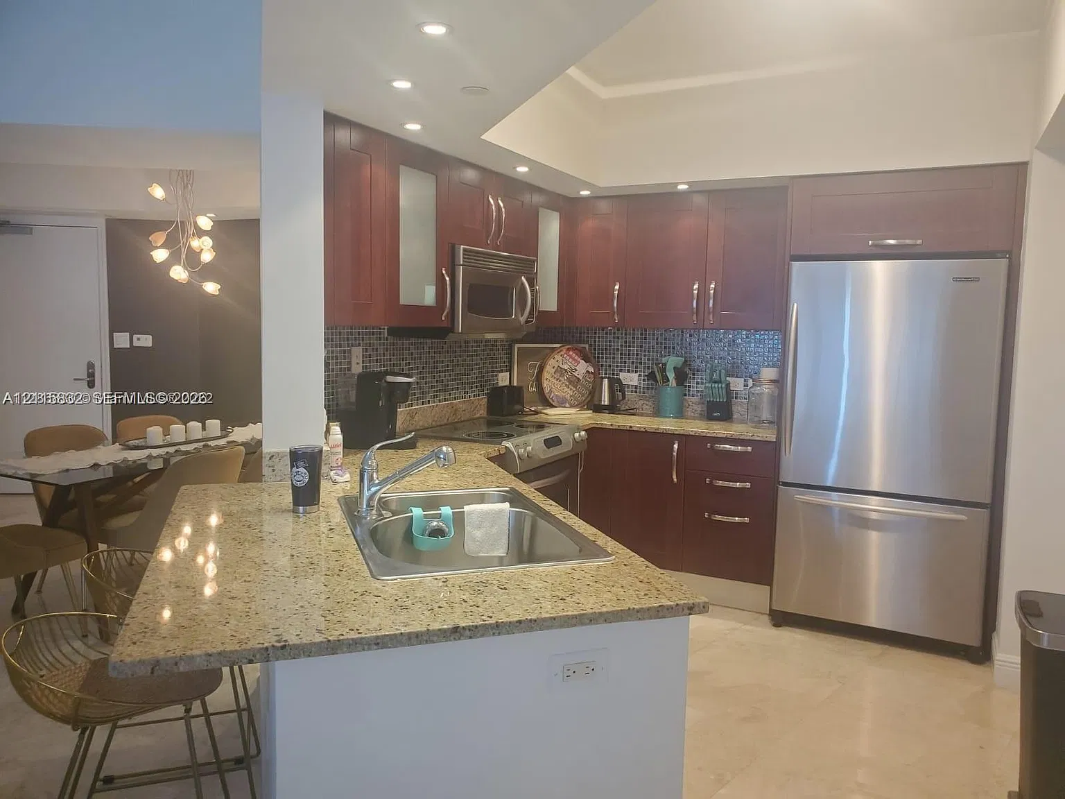 Turnberry Village So Towe — Photo 2