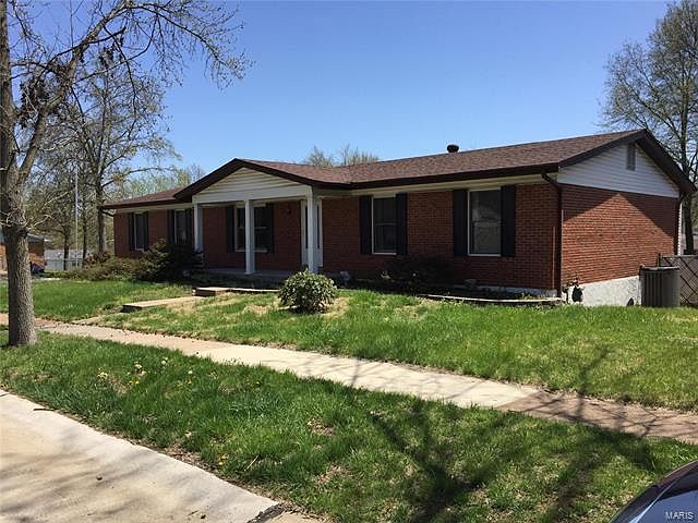 1st image of 2800 Cathedral Dr