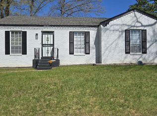 6090 Selkirk Dr, Memphis, TN 38115