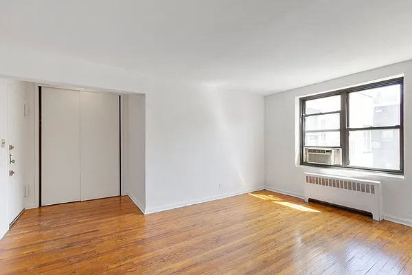 Sold by Level Group | media 5