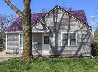 2403 Cedar Heights Dr, Cedar Falls, IA