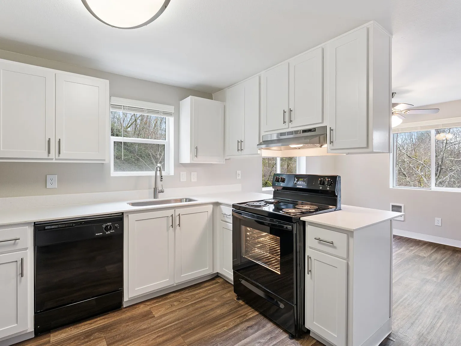 Welcome Home to Stone Creek Apartments at Oregon City! — Photo 3