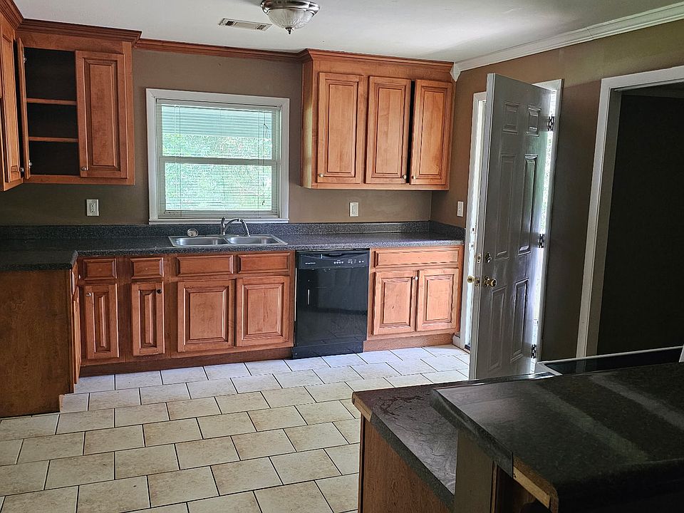 1st image of 4174 Dellwood Dr