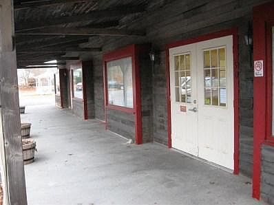 5th image of 50 Long Pond Dr
