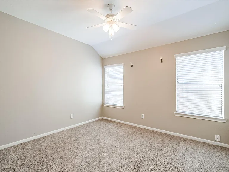 5818 Bent Arbor Ln — Photo 37