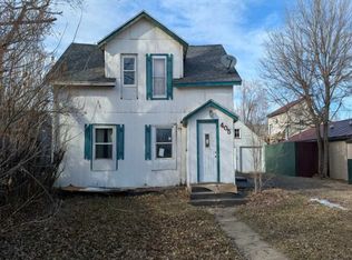 405 W 4th St, Fairview, MT 59221