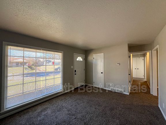 2nd image of 4373 Deerland St