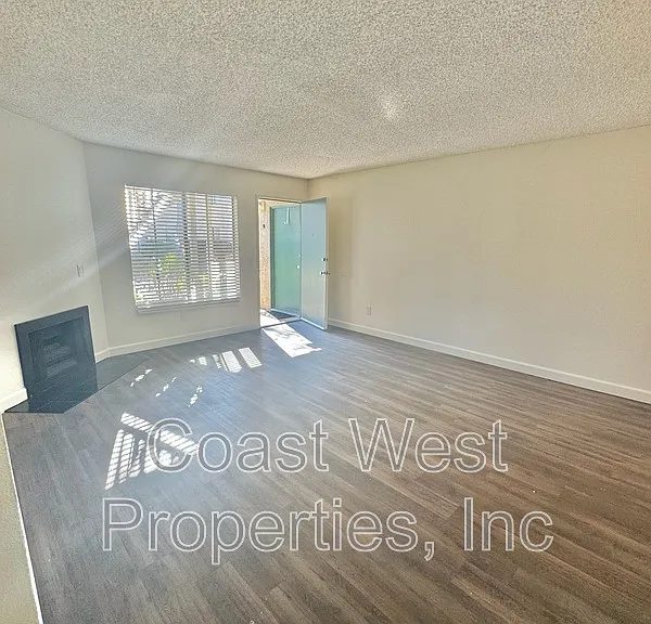 3551 Roosevelt St #C — Photo 8