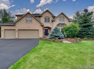 7N265 Ridge Line Rd, St Charles, IL 60175