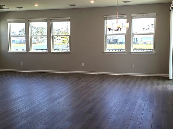 5th image of 89 Signet Cir