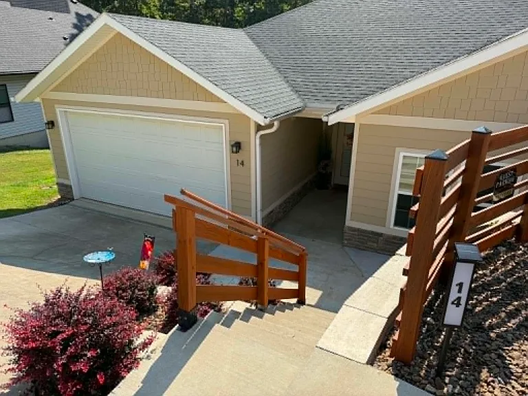 Front exterior view of home
