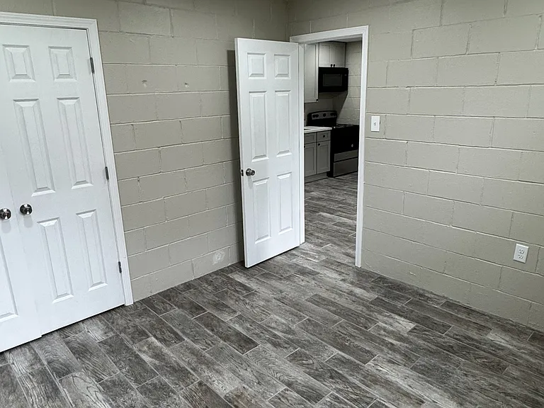 1140 Church St #B — Photo 9
