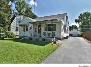 1042 N Macarthur Blvd, Springfield, IL 62702